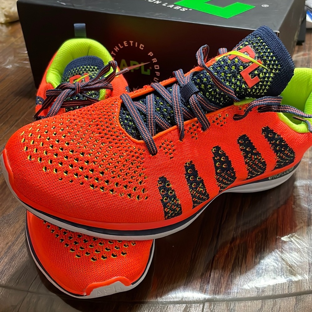 APL Shoes